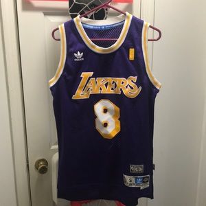 Kobe Bryant lakers jersey